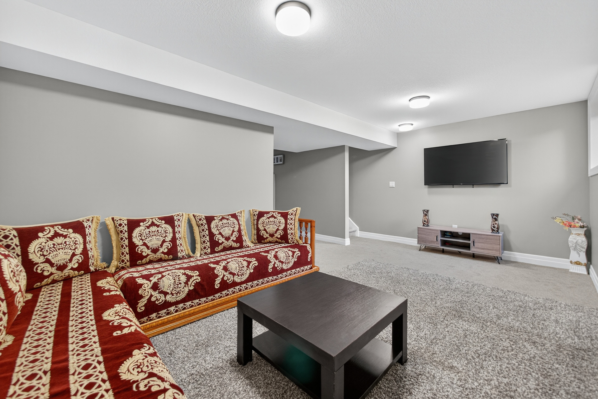 Upstairs hallway view